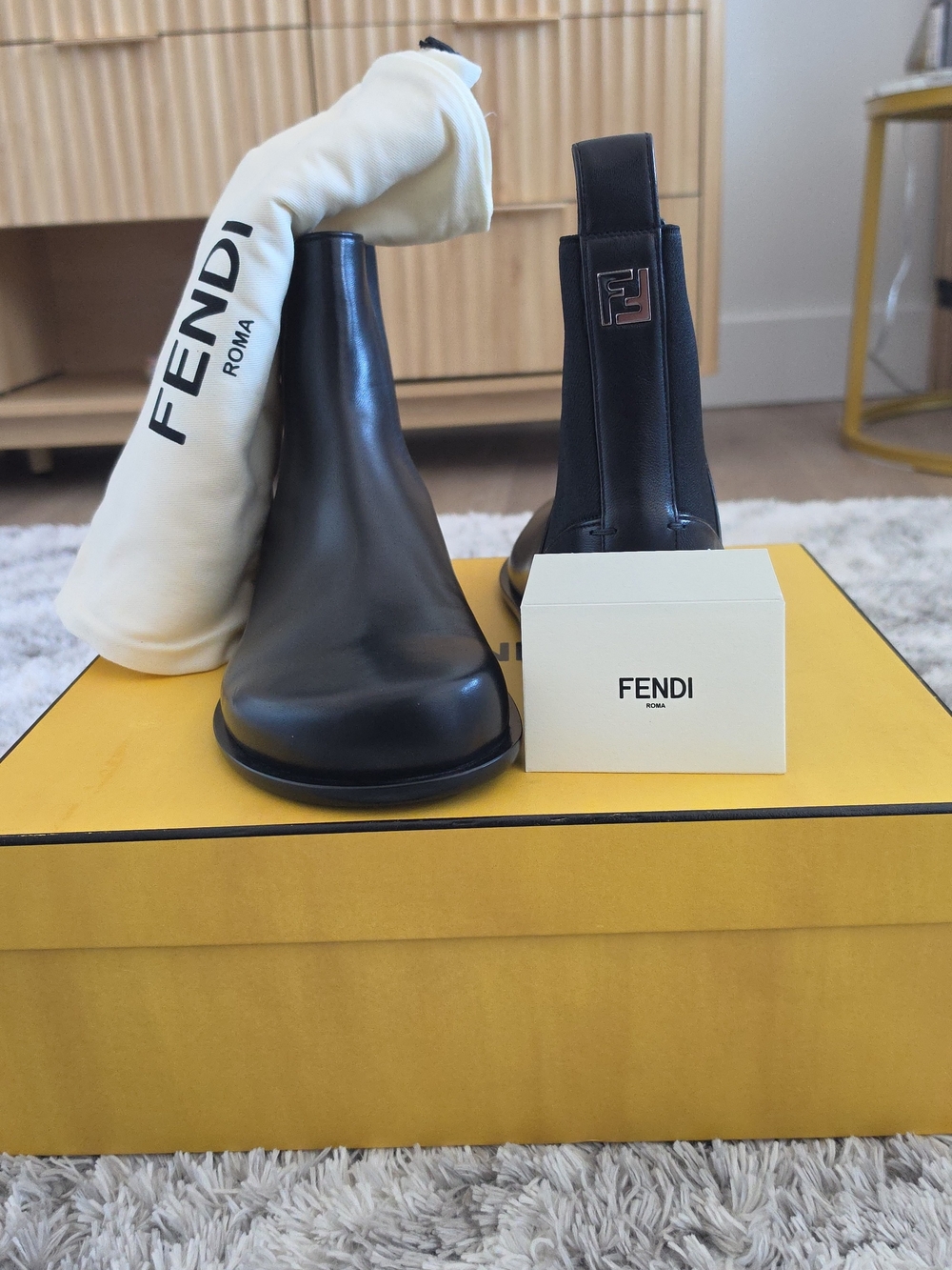 Fendi Men’s Black Leather Chelsea Boots